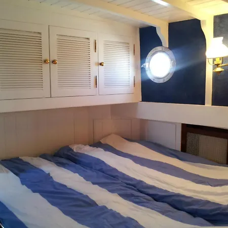 船屋 Gentleman Yacht Classic 4*
